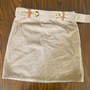 Houndstooth skirt with belt